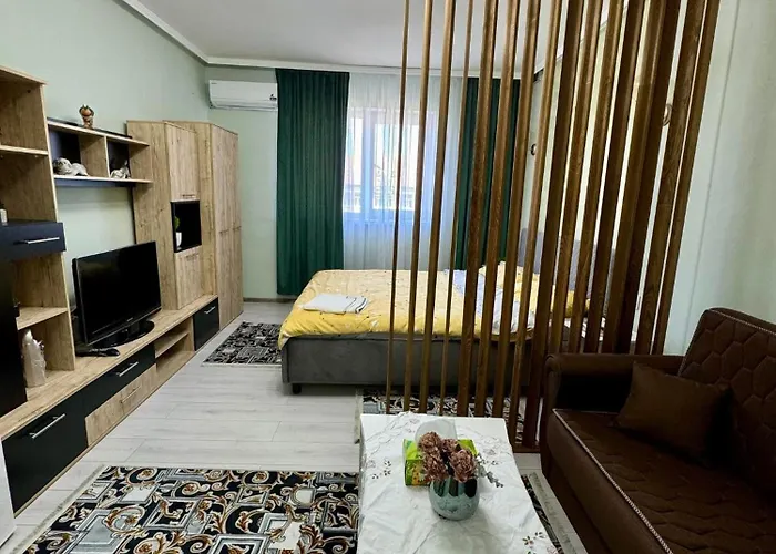 Urban Studio 16