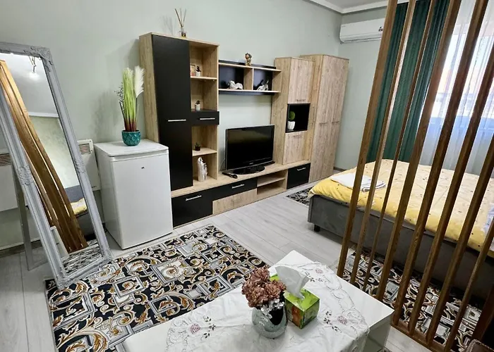 Urban Studio 16
